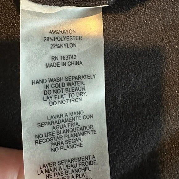 🆕 NTW Light weight, black knit sweater - Picture 5 of 5